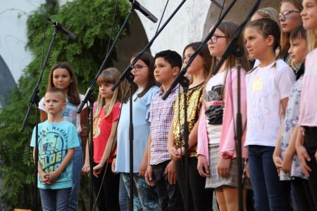 Območna revija otroških in mladinskih pevskih zborov občin Kamnik in Komenda (32)